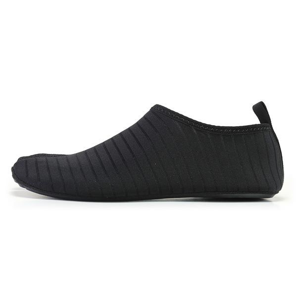 D08 Ribbed Split-Toe Aqua Sock