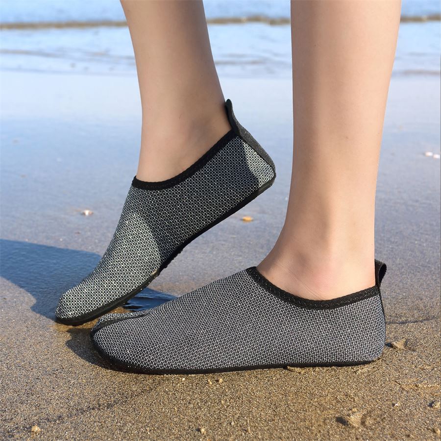 Split-Toe Aqua Sock in use, view 2