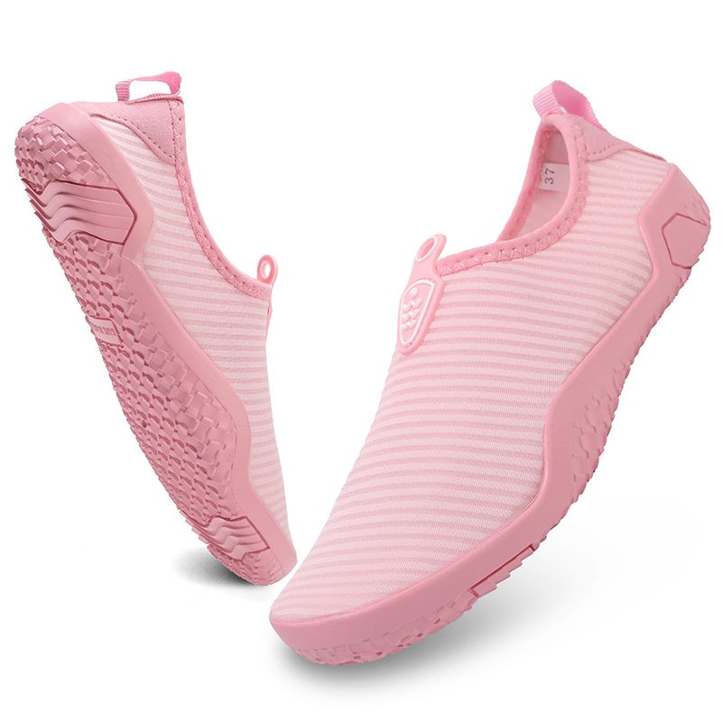 SX006 Slip-On Couple Water Shoe