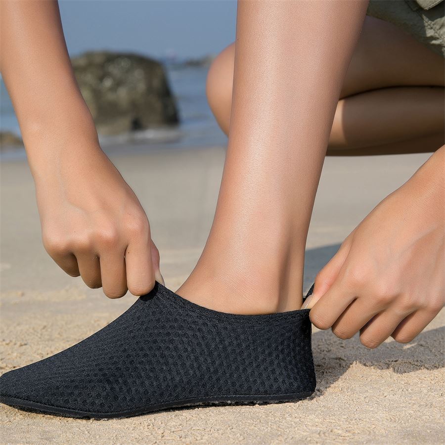 Mesh Aqua Sock in use, view 6