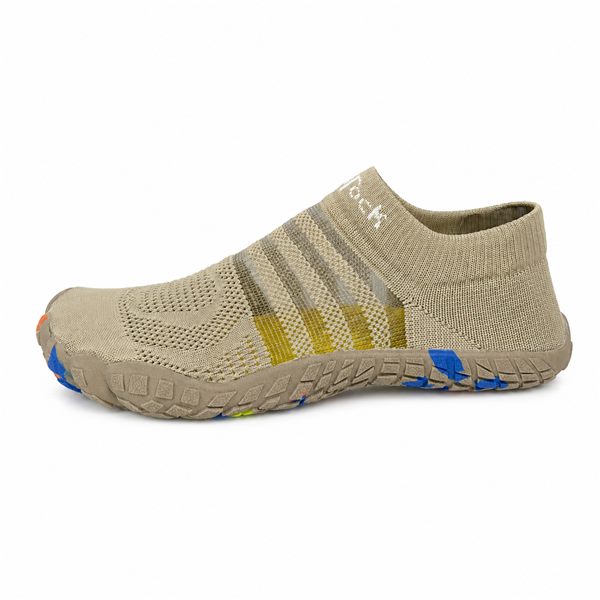 W218 Wide-Toe Knit Barefoot Water Shoe